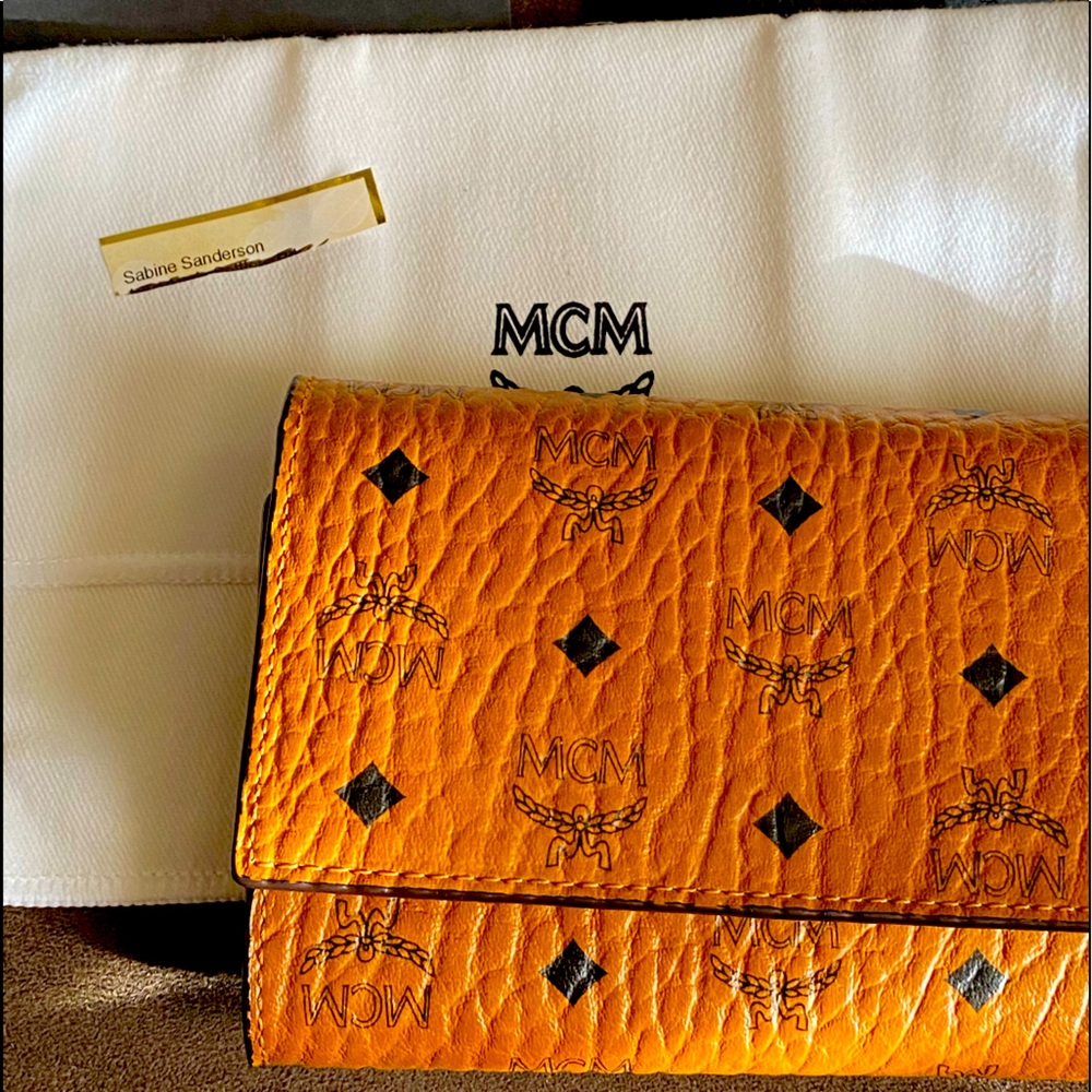 MCM medium 3 fold wallet